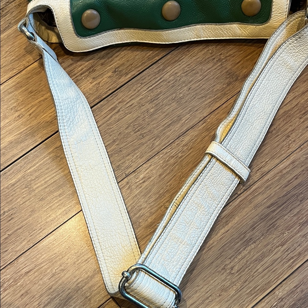 Orla Kiely Leather Retro Shoulder Bag Green Ivory - Picture 8 of 11